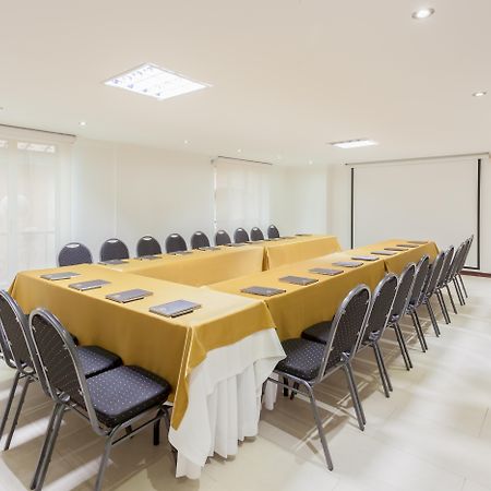 Hotel Embassy Park ボゴタ エクステリア 写真